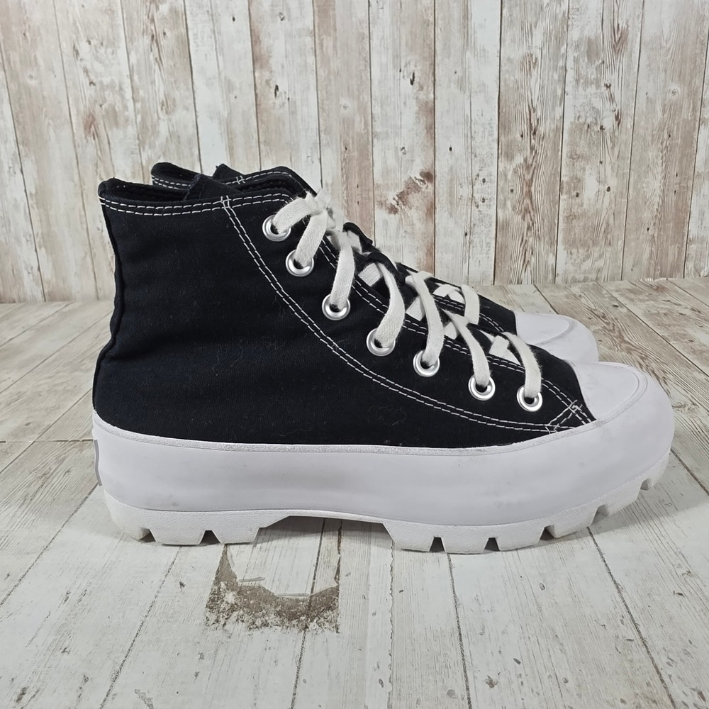 Converse Chuck Taylor All Star Lugged High Top Black White SneakersWomens 7